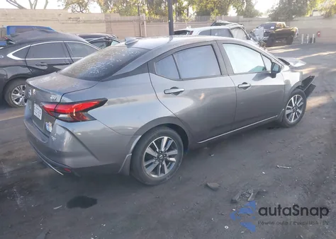 2021 Nissan Versa Sv Xtronic Cvt z USA, uszkodzony, nr VIN 3N1CN8EV2ML824689